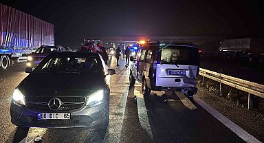 TEM'in Bolu geçişinde 3 araç çarpıştı: 7 yaralı