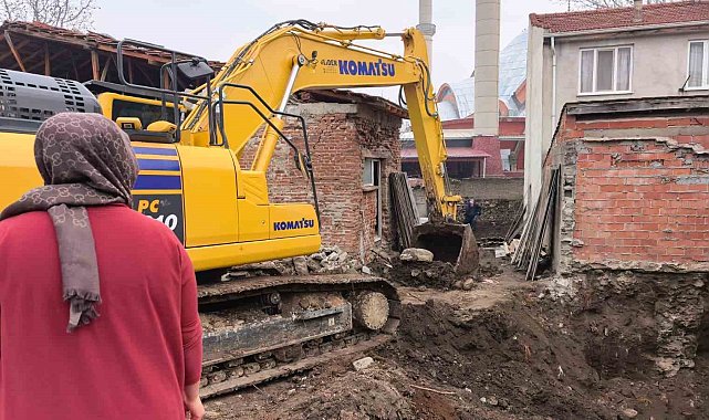 Temel için kazılan yerden tarihi mezar kalıntıları çıktı