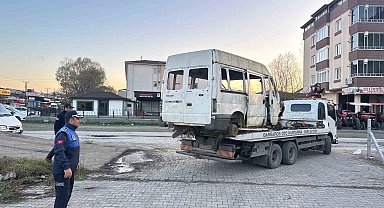 Terme'de görüntü kirliliğine neden olan hurda araçlar toplandı