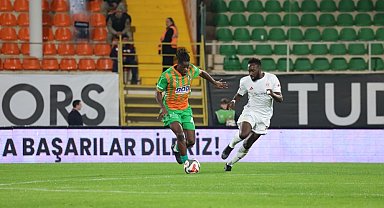 Trendyol Süper Lig: Alanyaspor: 0 - Antalyaspor: 0