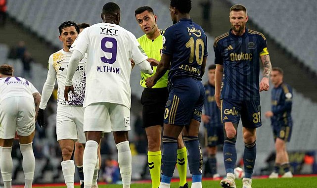 Trendyol Süper Lig: Eyüpspor: 0 - Fenerbahçe: 2