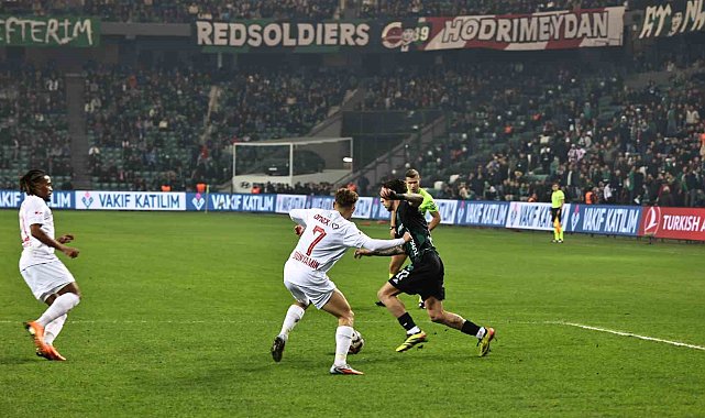 Trendyol Süper Lig: Kocaelispor: 2 - Antalyaspor: 1