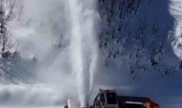 Tunceli'de 76 köy yolu ulaşıma açıldı, 59 köy yolunda çalışmalar devam ediyor