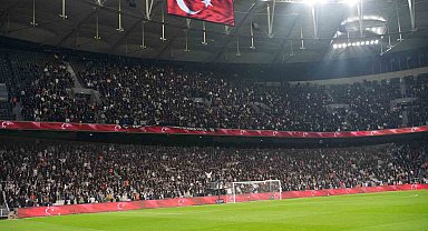 Tüpraş Stadyumu'nda 'istifa' sesleri