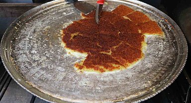 Turistlerden Lübnan künefesine yoğun ilgi