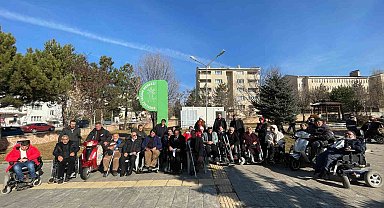 Türkiye Sakatlar Derneği'nden çağrı: "Erişilebilir şehir için adım atın"