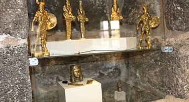 Türkiye'nin en kapsamlı 'sahte eser sergisi' Diyarbakır'da açıldı