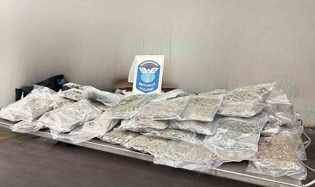 Türkiye'ye sokulmak istenen 22 kilo 560 esrar sınırda yakalandı