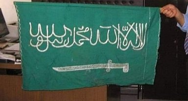 Üç asırlık kayıp sancak hurda çuvallarının içinden çıktı