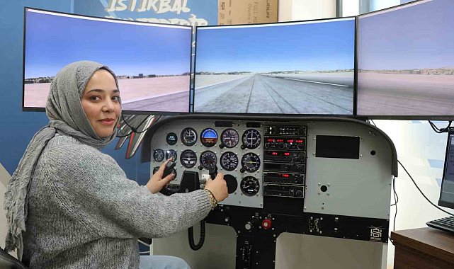Uçağa binmeden pilot gibi uçuyorlar, simülasyon ile gökyüzüne hazırlanıyorlar