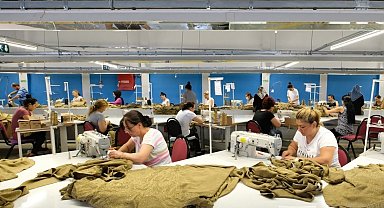 Ücretli çalışan sayısı yıllık yüzde 1,0 arttı