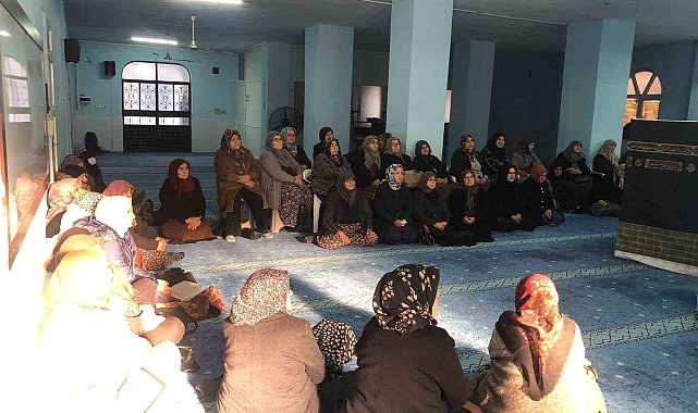 Ümreye gidecek vatandaşlara bilgilendirme semineri düzenlendi