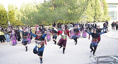 Uşak Üniversitesi'nde "Dünya Engelliler Günü" için farkındalık etkinliği gerçekleştirildi