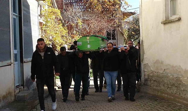 Uşak'ta kazada hayatını kaybeden yaşlı adam toprağa verildi