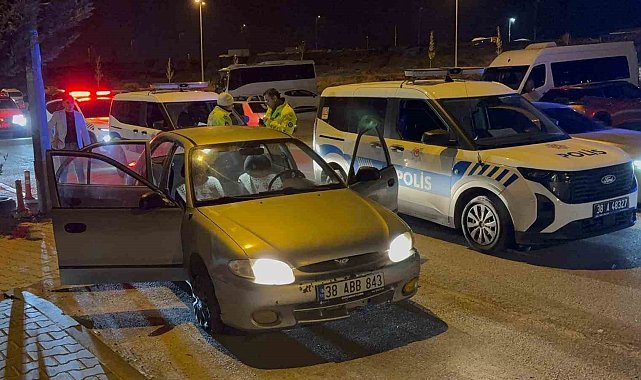 Uygulama yapan polise çarpıp, kaçan şahıs tutuklandı