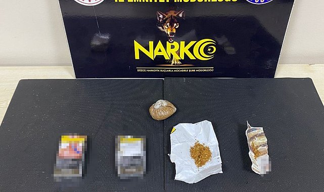 Uyuşturucu taciri köydeki evinde suçüstü yakalandı