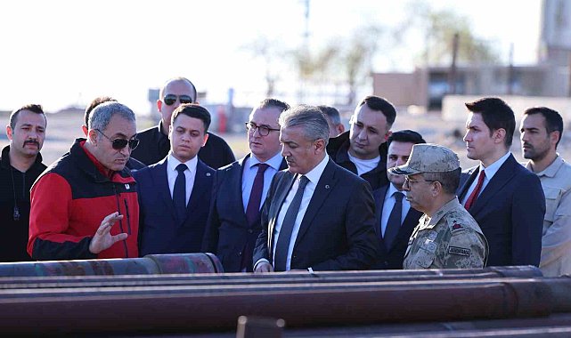 Vali Akkoyun Nusaybin'de muhtarlarla istişare toplantısı düzenledi