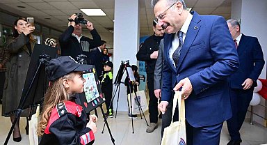 Vali Aksoy: "Teknoloji bağımlılığı giderek artan bir sorun haline geliyor"