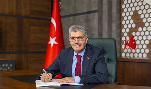 Vali Çelik: "İnsan hakları evrensel bir değerdir"