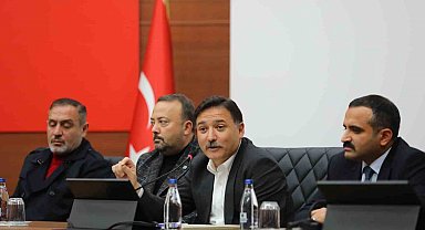 Vali Çiçek: "Turist rehberlerinin sahadaki görüşleri bizim için önemli"