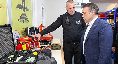 Vali Sözer AFAD'da incelemelerde bulundu