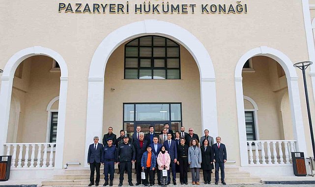 Vali Sözer'den dönem birincisi kaymakam Kara'ya ziyaret