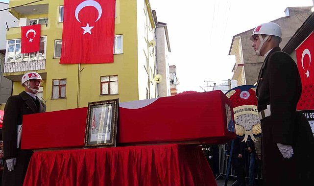 Van'da rahatsızlanarak hayatını kaybeden asker, memleketi Giresun'da toprağa verildi