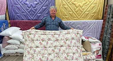 Yarım asırlık yorgancı: Kimse çocuğunu yorgancıya çırak olarak vermiyor