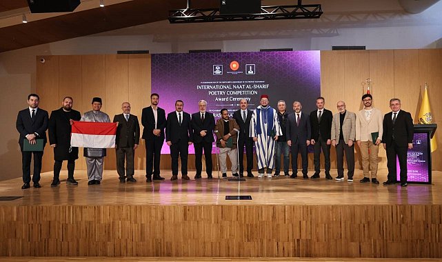 Yaşar Bayar'a anlamlı ödül