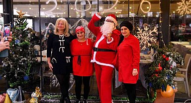 Yeni yıla Engelsiz Kafe'de 'merhaba' dediler