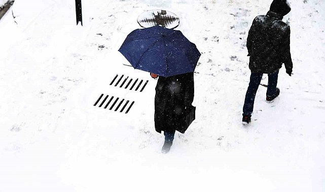Yılın son gününde Elazığ beyaza büründü