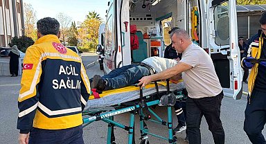 Yolcu minibüsü ile otomobil çarpıştı: 5 yaralı