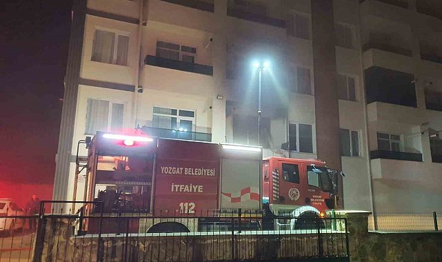 Yozgat'ta bir binada patlamanın ardından yangın çıktı: 1 kişi yaralandı, 2 kişi dumandan etkilendi