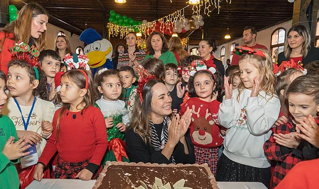 Yuvamız İzmirli çocuklara yeni yıl sürprizi