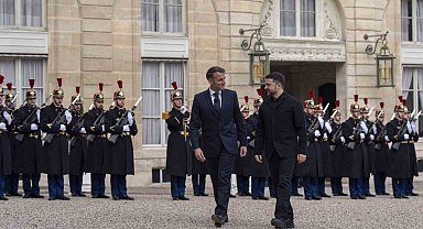 Zelenskiy, Macron ile bir araya geldi