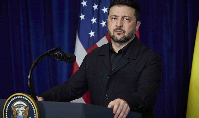 Zelenskiy: "Bu sözde 'konut saldırısı' hikayesi, Rusya'nın savaşı sona erdirmek için gerekli adımları atmayı reddetmesini meşrulaştırmak için uydurulmuş bir yalandır"