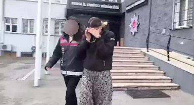 107 suç kaydı olan kadın hırsız, polis baskınında baza altında yakalandı