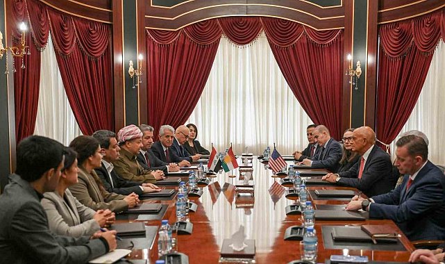 ABD'nin Suriye Özel Temsilcisi Barrack, Erbil'de terör örgütü SDG elebaşı Abdi ile bir araya geldi