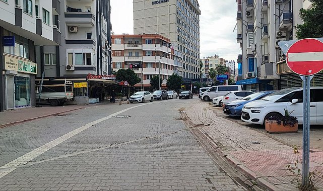 Adana'da bu kez soğuk nedeniyle sokaklar boş kaldı