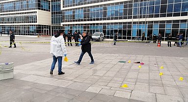 Adliye önündeki cinayetin sanığı yeniden hakim karşısında