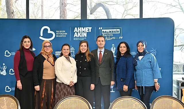 Ahmet Akın'dan 'kadın muhtar' vurgusu