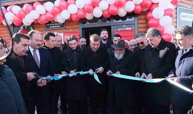 Ahmet Uğurlu Dede Zakirlik ve İrfan Ocağı Erzincan'da açıldı