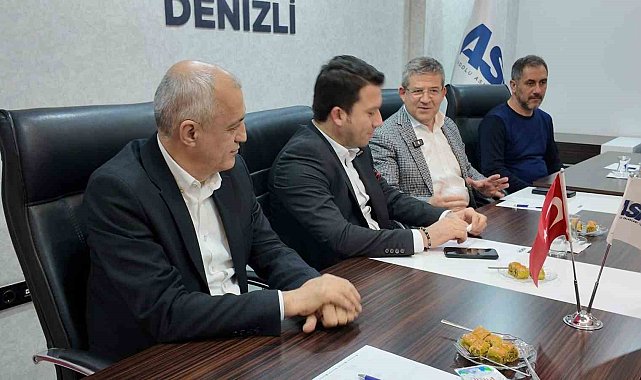 AK Parti İl Başkanı Subaşıoğlu; "Bizi takip etsinler, biz onlara proje vermeye devam edeceğiz"