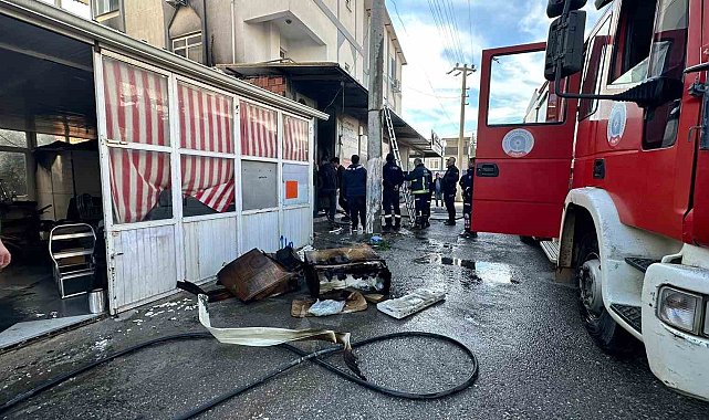 Aksu'da iş yeri yangını korkuttu
