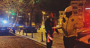 Alkollü sürücü polise dakikalarca dil döktü: "Ben polis olacak adamım, boyum da uzun"