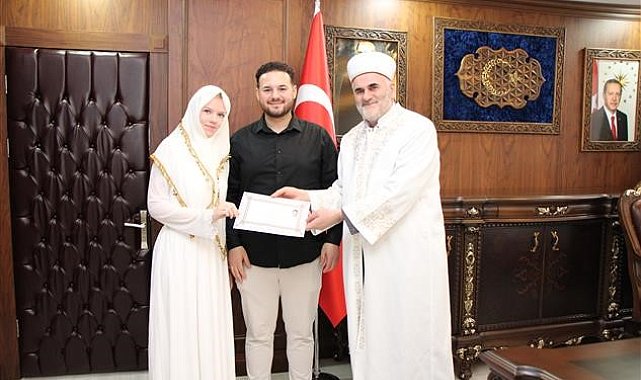 Alman Anna, Amasya'da Müslüman oldu