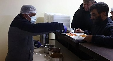 Antalya Büyükşehir soğuk havalarda evsizleri "BİMEKAN'da" ağırlıyor