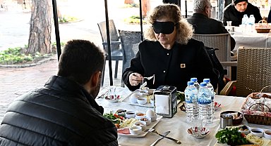 Antalya Muratpaşa'dan 'Beyaz Baston' farkındalığı