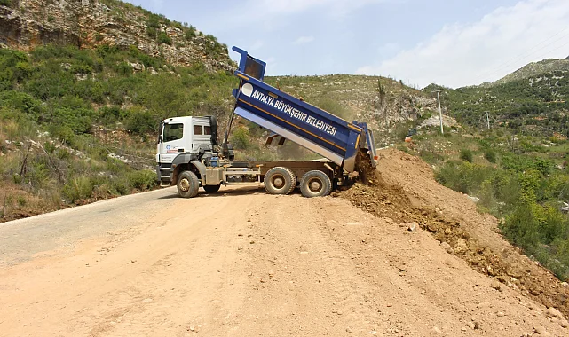Antalya'da kırsal yollara dev yatırım