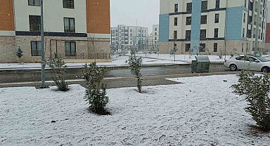 Araban'daki kar yağışı kuraklık korkusunu sonlandırdı, çiftçinin yüzünü güldürdü